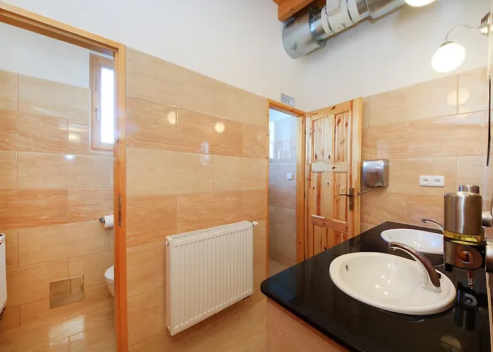 Folbr بيت ريفي 2*